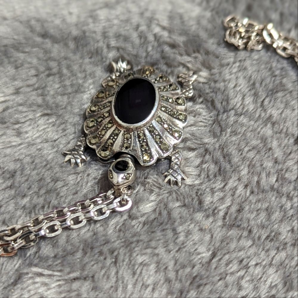 Vintage Sterling Silver, Onyx and Marcasite Turtle Pendant/Necklace - Picture 16 of 16